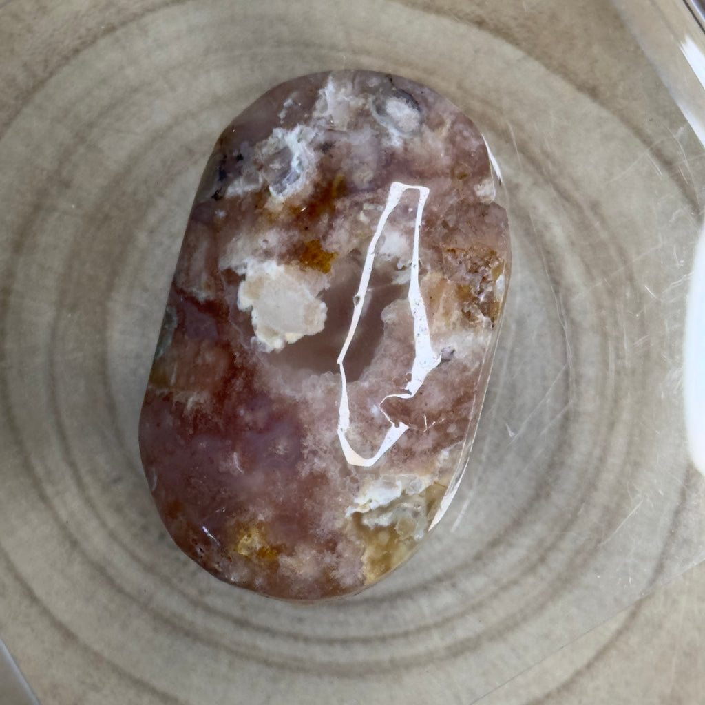 Flower Agate Palmstone